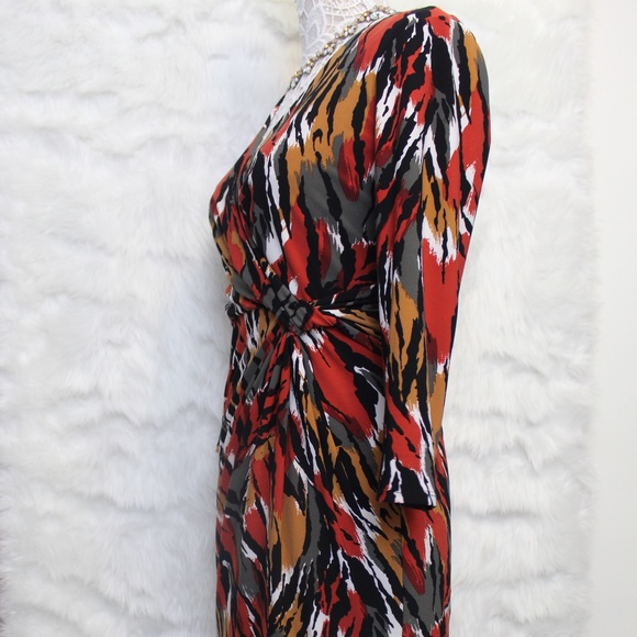 New Flattering Tiger Pattern  Dress - Picture 2 of 8